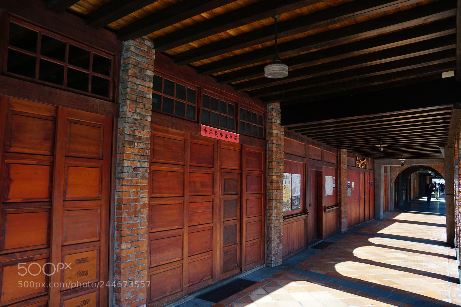 Sony DT 16-50mm F2.8 SSM sample photo. Pillars of shade photography