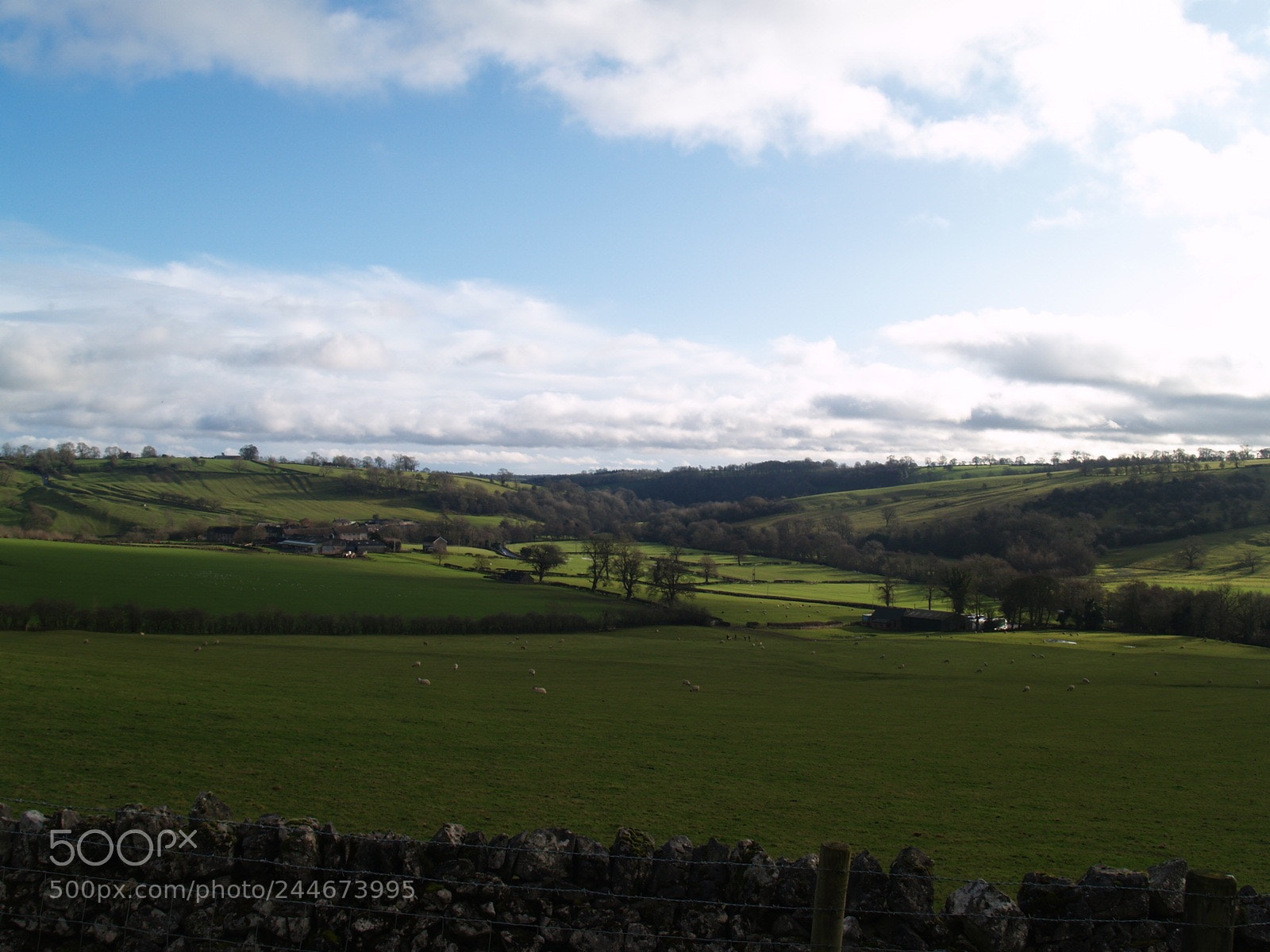 Olympus E-500 (EVOLT E-500) sample photo. The dove dale hills photography