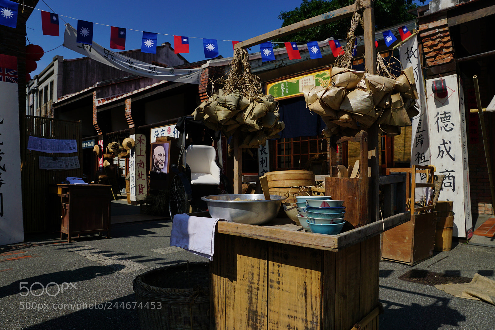 Sony DT 16-50mm F2.8 SSM sample photo. Ancient fast food photography