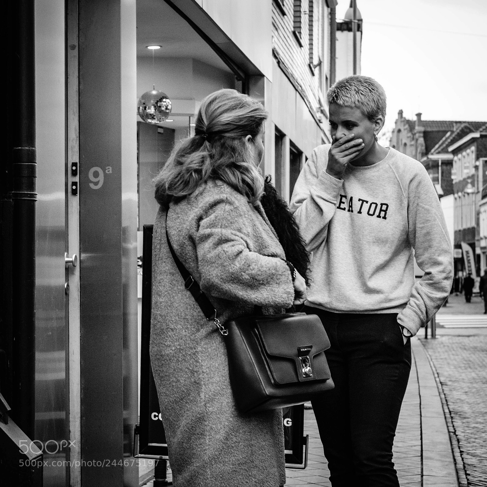 Fujifilm X-T20 sample photo. Conversation photography
