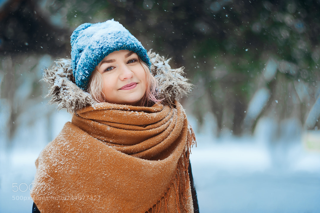 Nikon D700 sample photo. Winter portrait photography