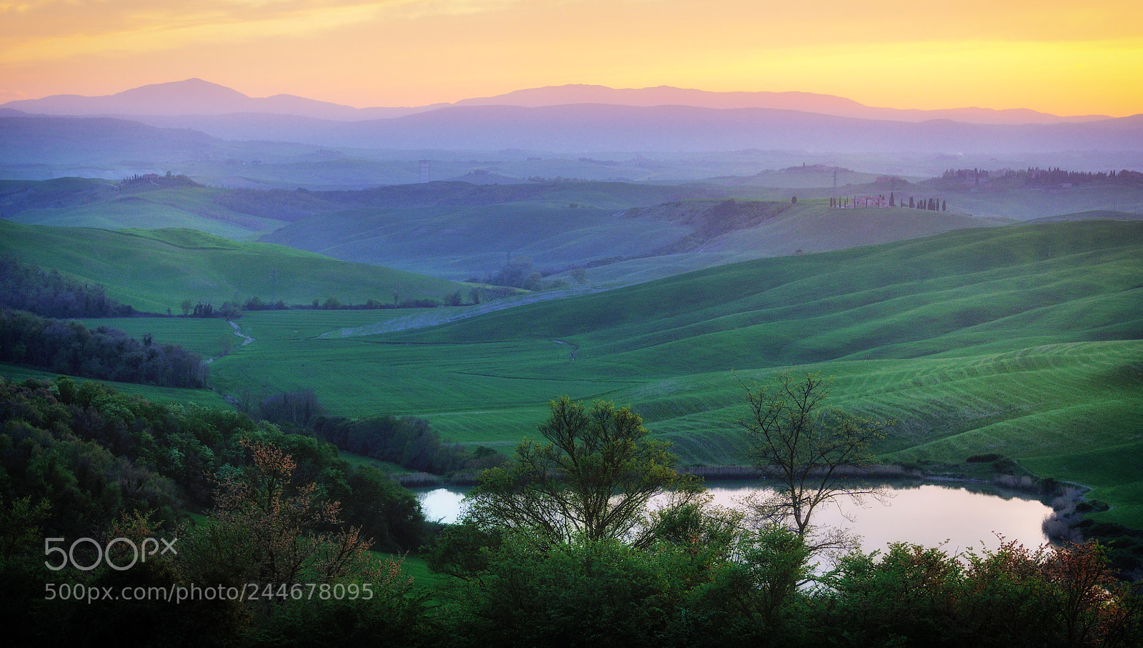 Nikon D300 sample photo. Tuscan landscape @ crete senesi photography