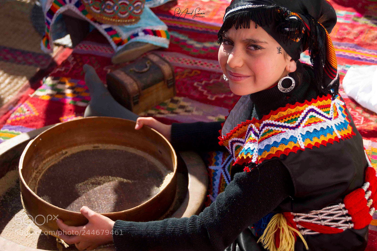Sony Alpha DSLR-A450 sample photo. Preparing the couscous photography