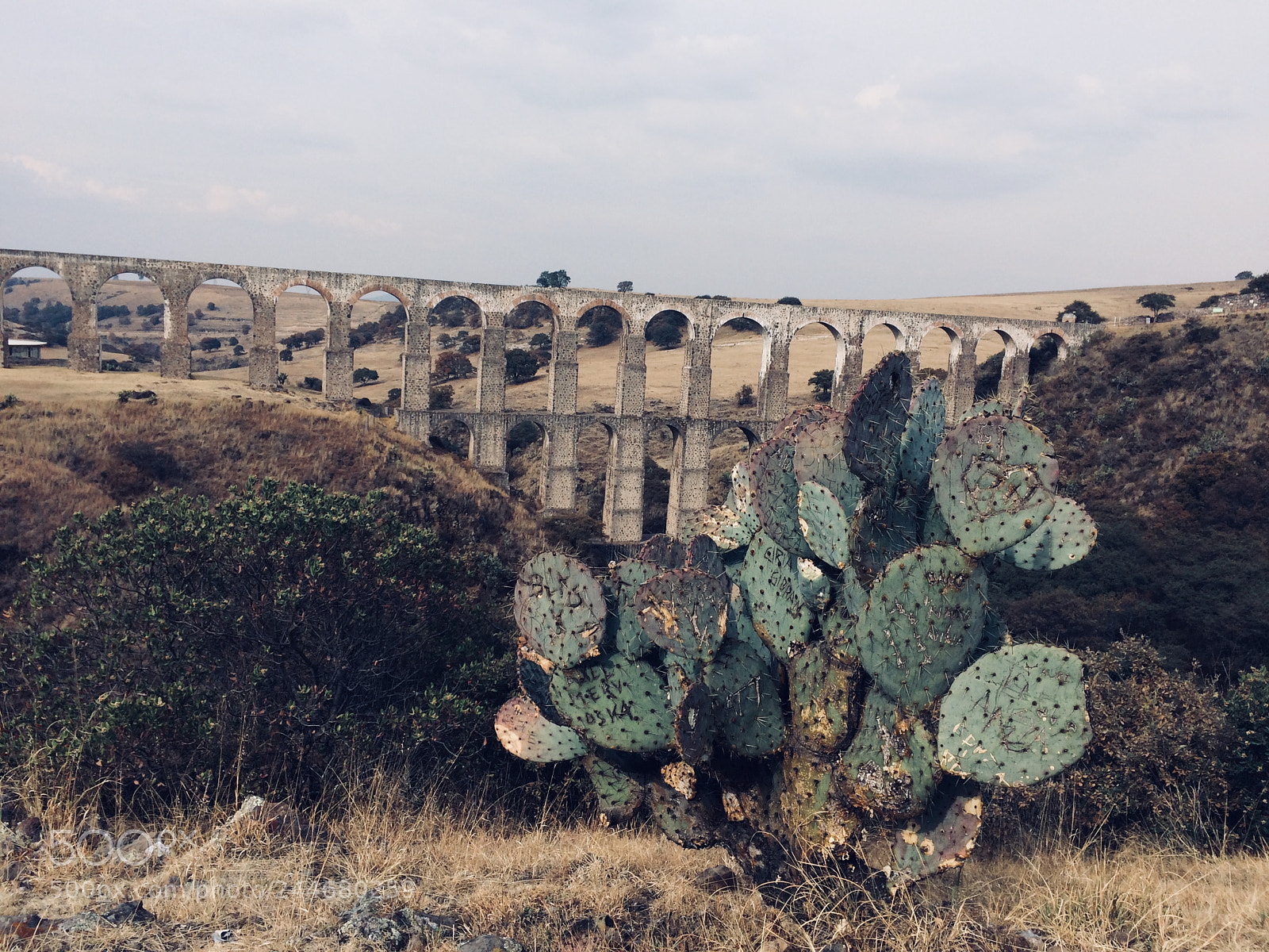 Apple iPhone 5s sample photo. Arcos del sitio. photography