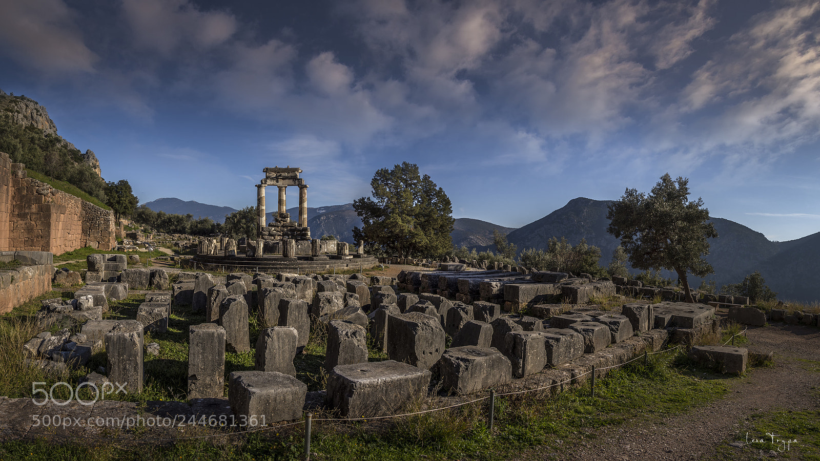 Nikon D7200 sample photo. Tholos of delphi. photography