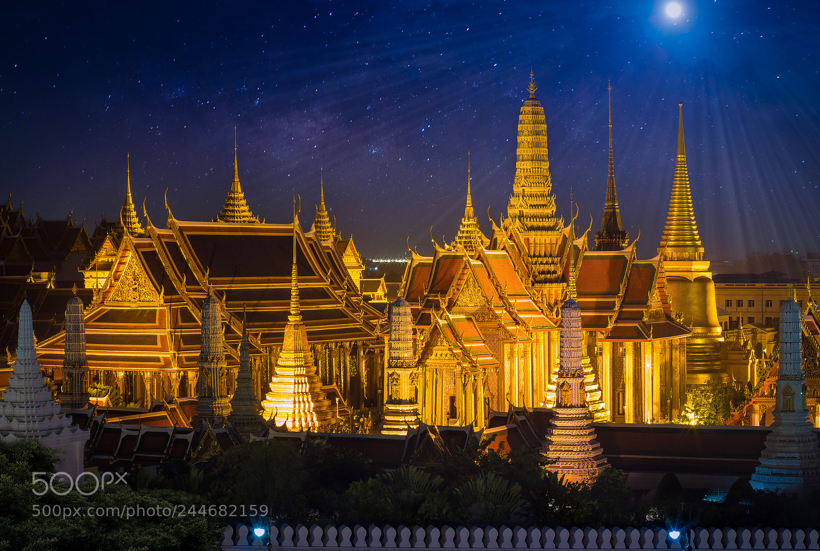 Canon EOS 60D sample photo. The beautiful of wat photography