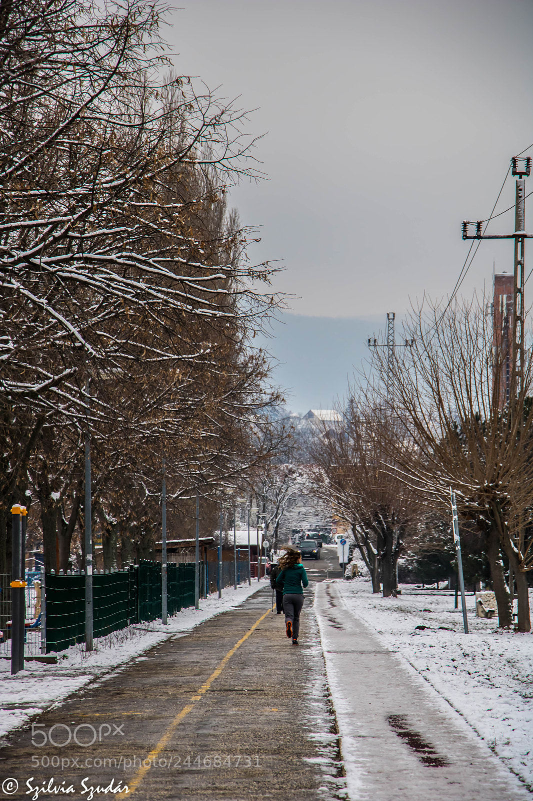 Canon EOS 750D (EOS Rebel T6i / EOS Kiss X8i) sample photo. Run... photography