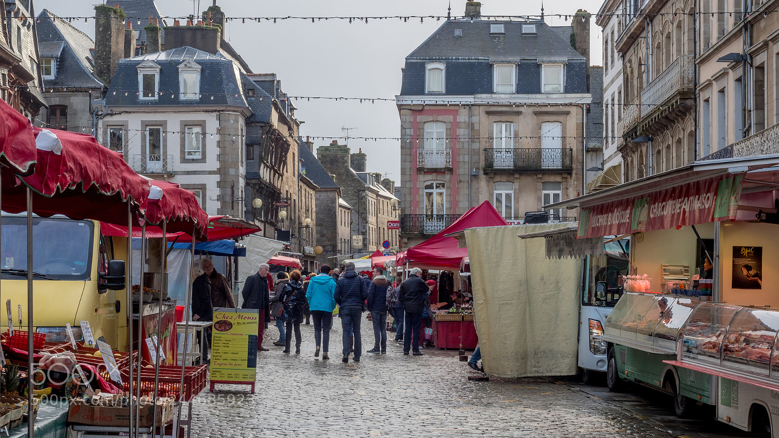 Olympus OM-D E-M1 Mark II sample photo. Marché @ lannion bretagne photography