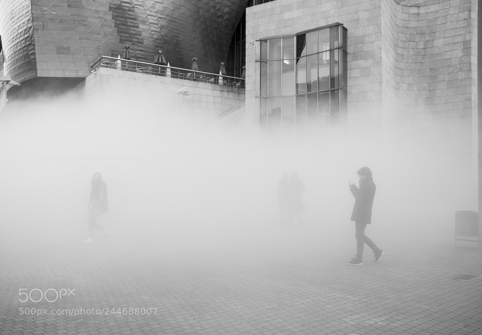 Fujifilm X-Pro2 sample photo. Foggy guggenheim photography
