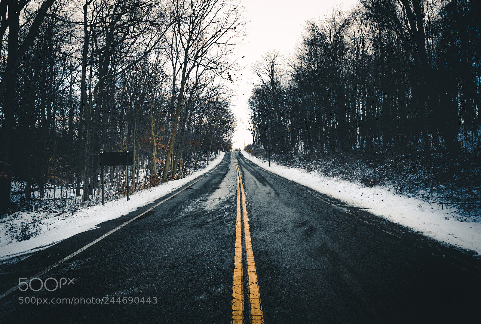 Olympus OM-D E-M5 II sample photo. Cvnp road photography