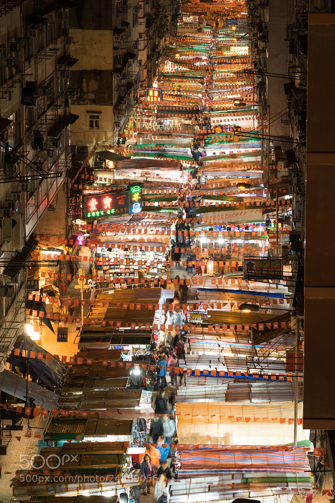 Sony a7 II sample photo. Temple market in hong photography