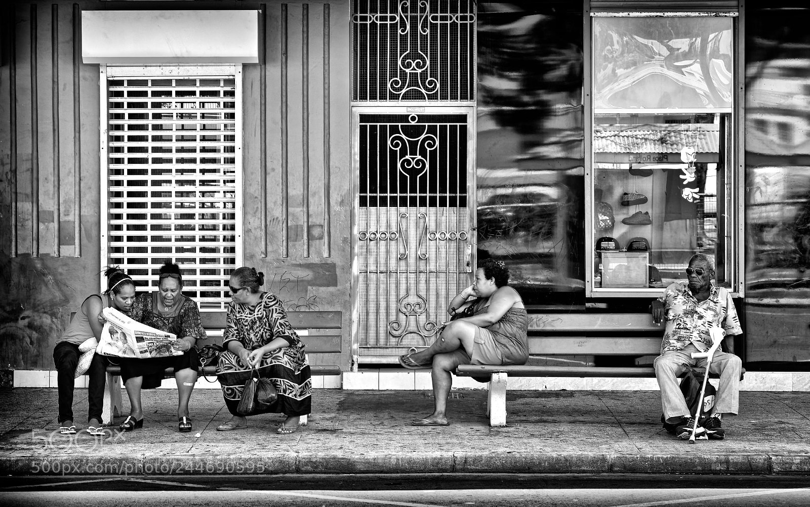 Nikon D5600 sample photo. Waiting on a bus photography