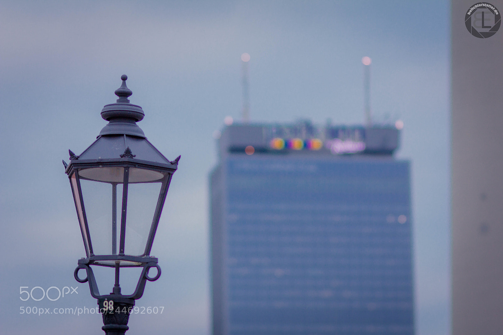 Canon EOS 60D sample photo. The lantern photography