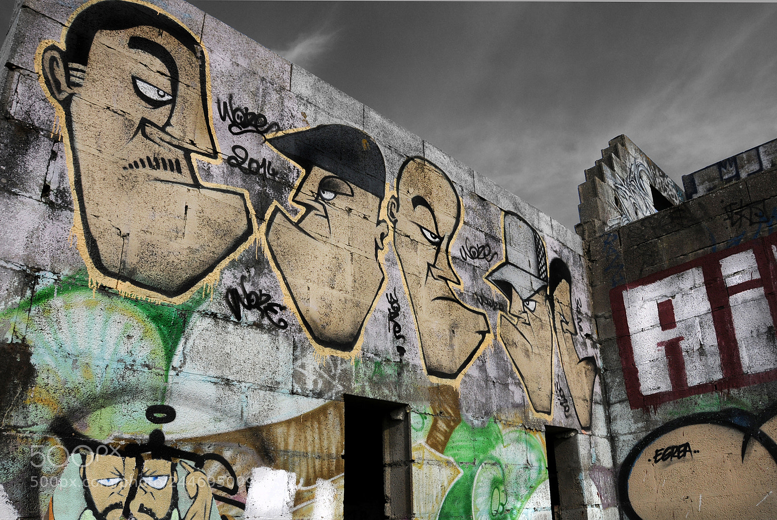 Nikon D300 sample photo. On the wall photography