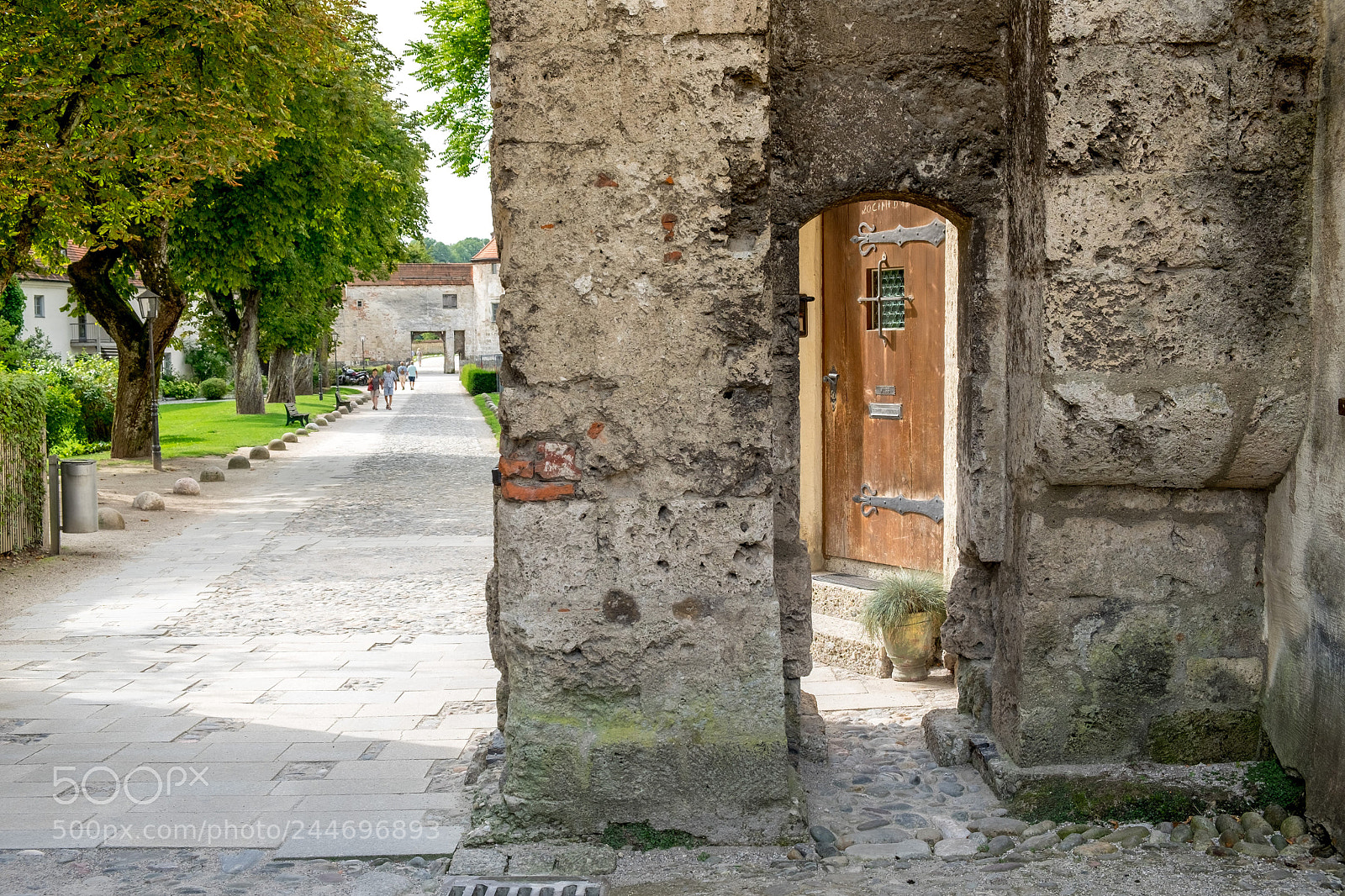 Fujifilm X-T10 sample photo. Burghausen.jpg photography