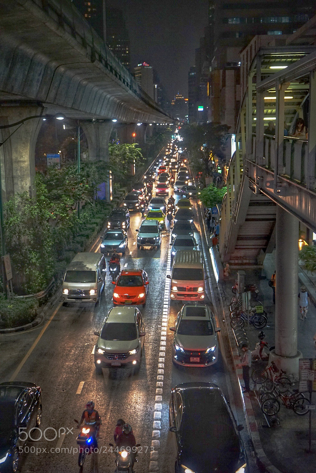 Sony a7 II sample photo. Busy bangkok traffic photography
