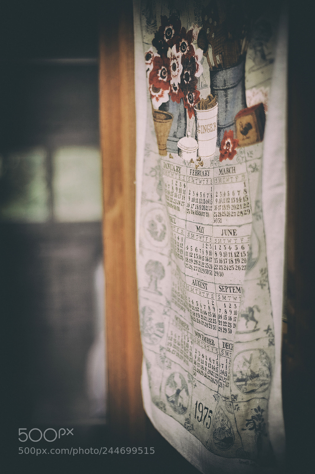 Nikon D3 sample photo. Back to 1975 photography