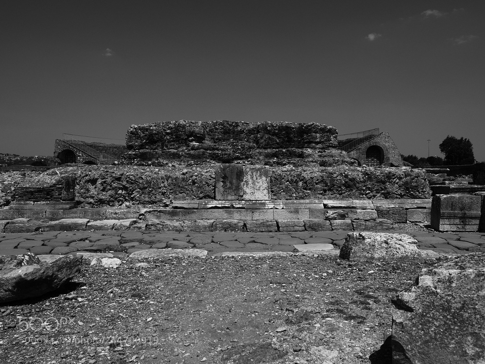 Olympus OM-D E-M5 II sample photo. Minturnae 17p8226309 20k em5ii photography