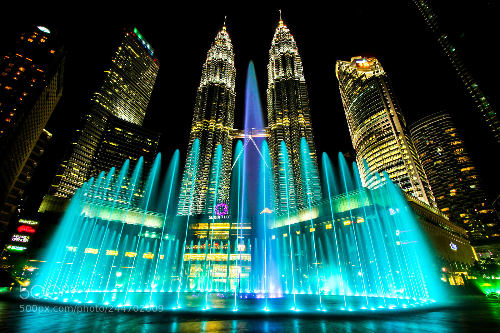 Canon EOS 1200D (EOS Rebel T5 / EOS Kiss X70 / EOS Hi) sample photo. Kuala lumpur petronas twin photography