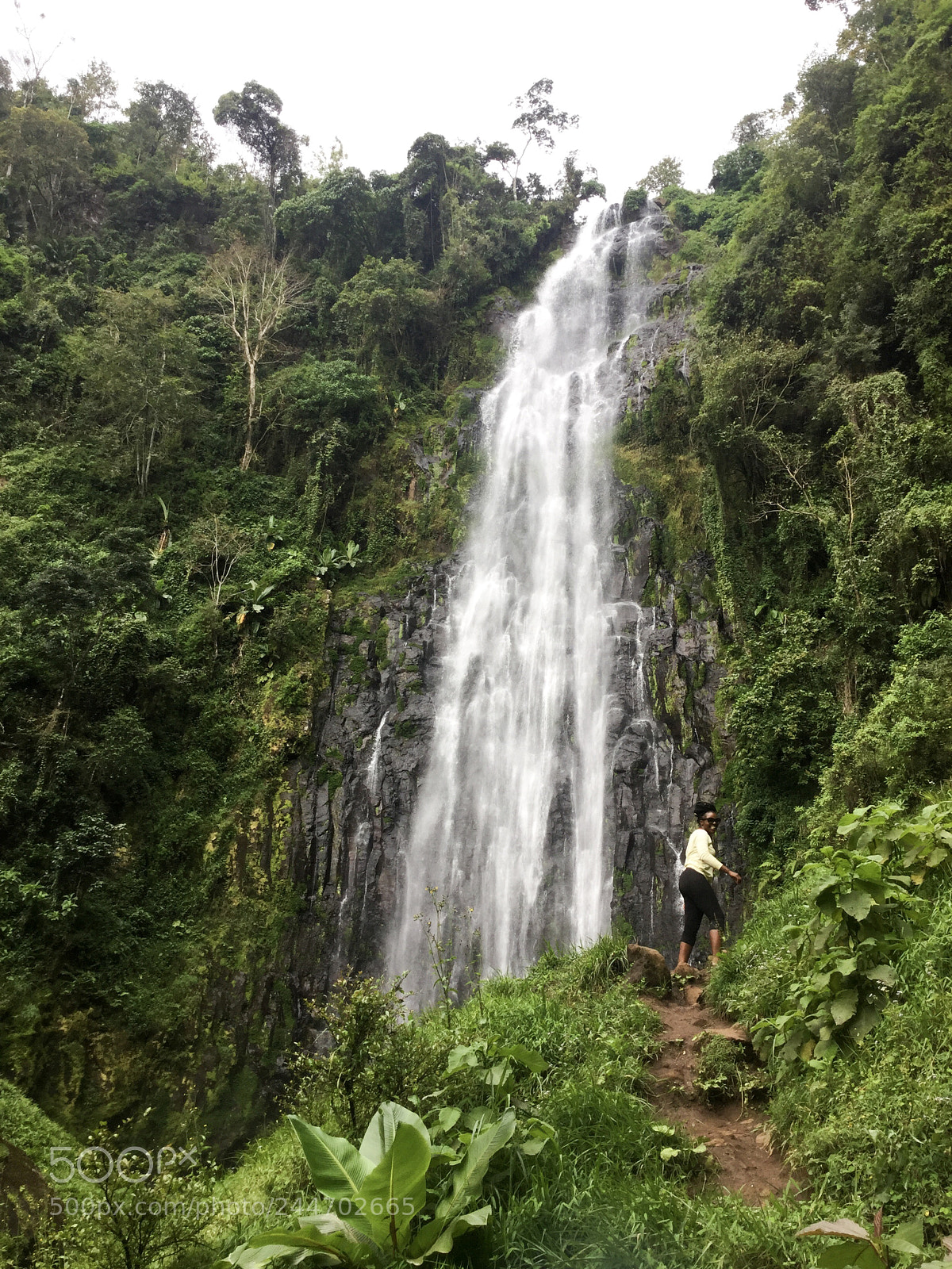Apple iPad Air 2 sample photo. Mnambe waterfalls in uru photography
