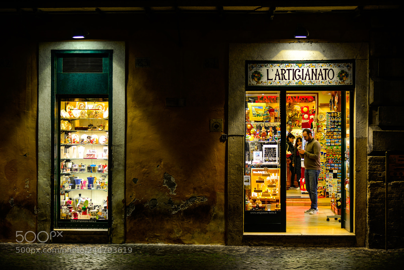 Nikon D610 sample photo. Market in roma photography
