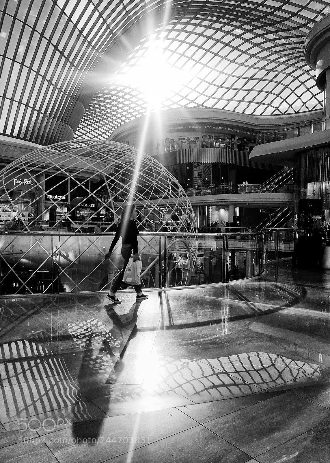 Apple iPhone 6s sample photo. Shopping mall photography