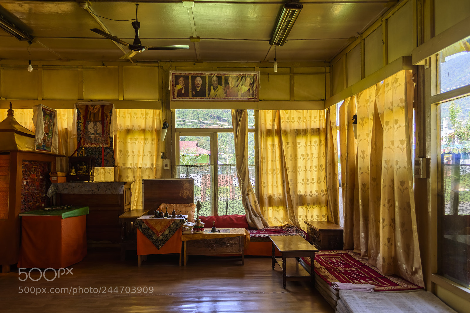 Nikon D7200 sample photo. Interior of a buddhist photography