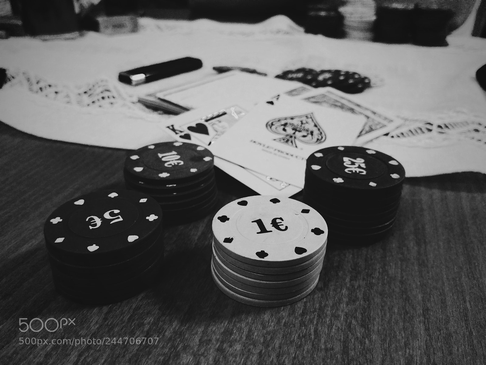 HTC ONE M9 sample photo. Black and white poker photography