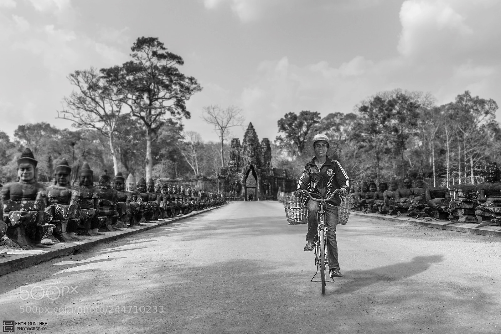 Nikon D7100 sample photo. One the road photography