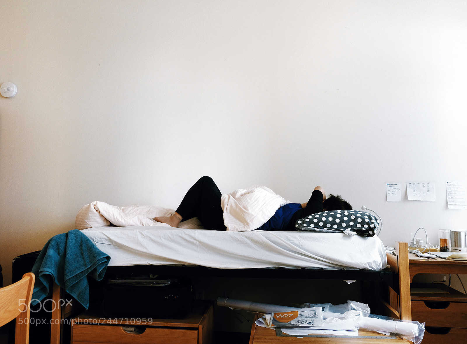 Fujifilm X-T2 sample photo. Woman lying in bed photography