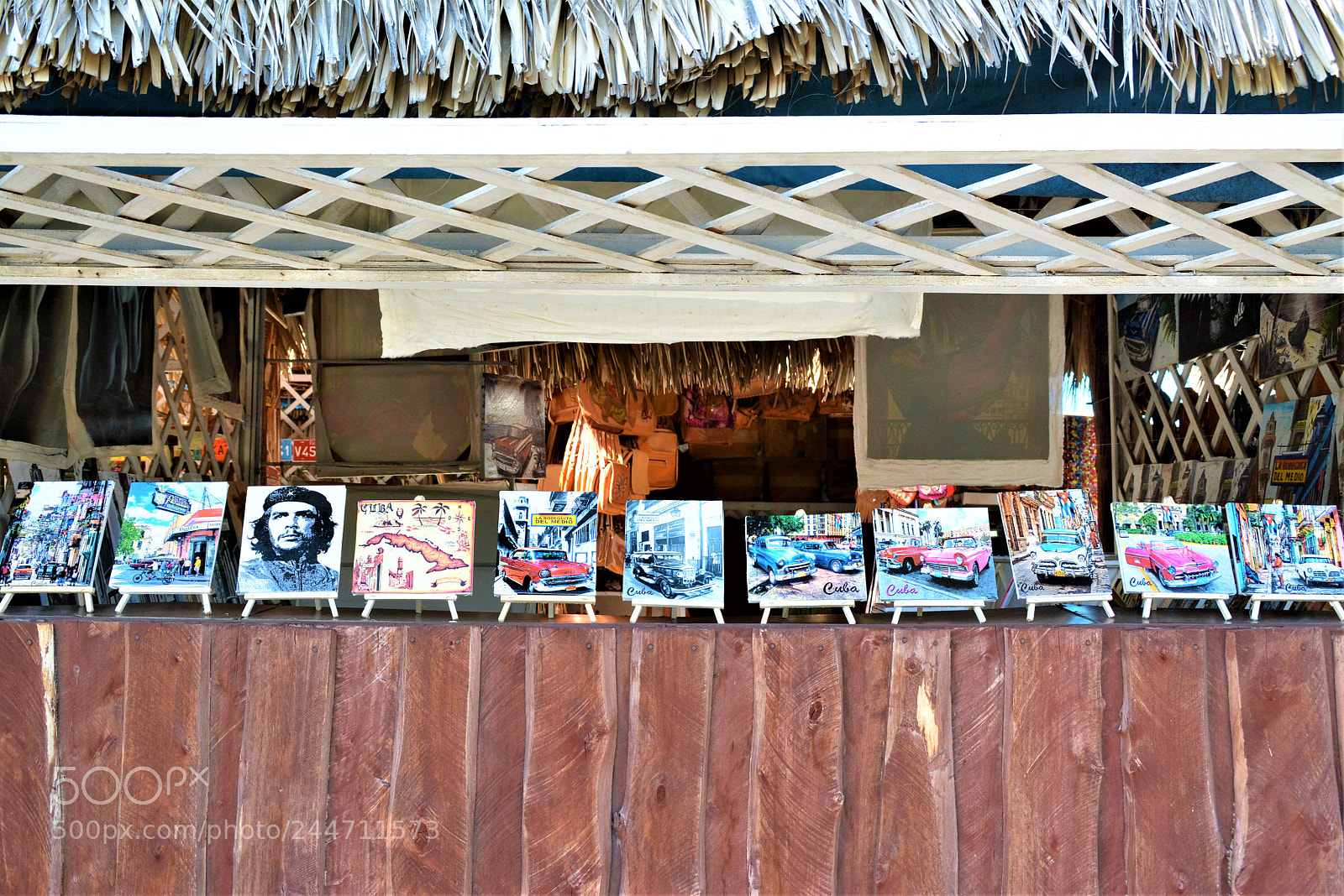 Nikon D7100 sample photo. Cuba. living in old photography