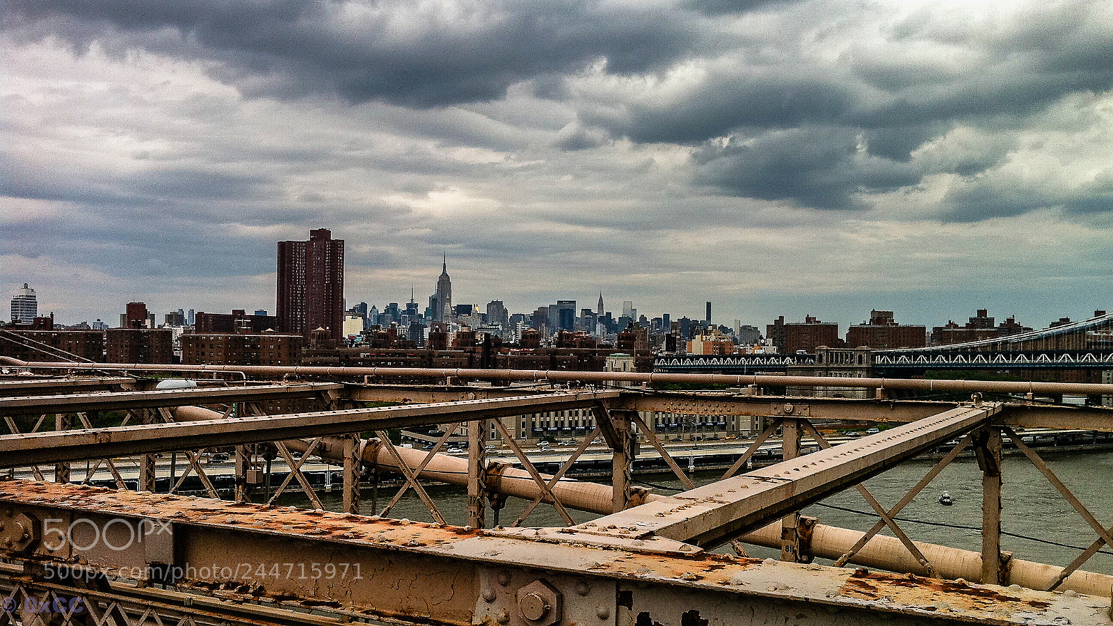 Apple iPhone 4 sample photo. Cloudy day photography