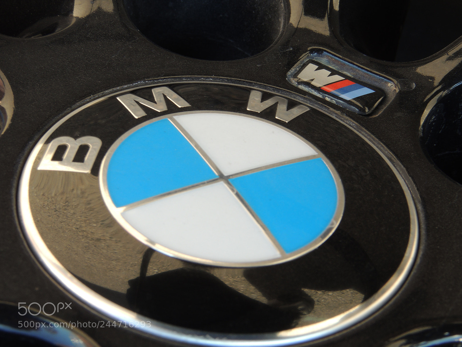 Nikon Coolpix P510 sample photo. Bmw m ring tire photography