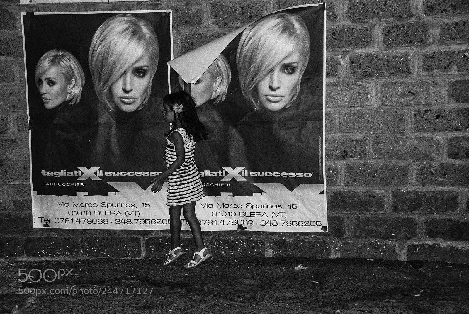 Nikon D80 sample photo. Famous poster girl photography
