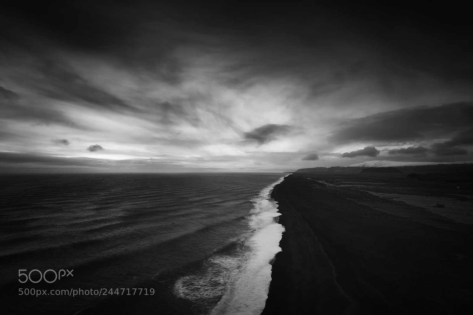 Canon EOS 5DS R sample photo. [black beach...] photography