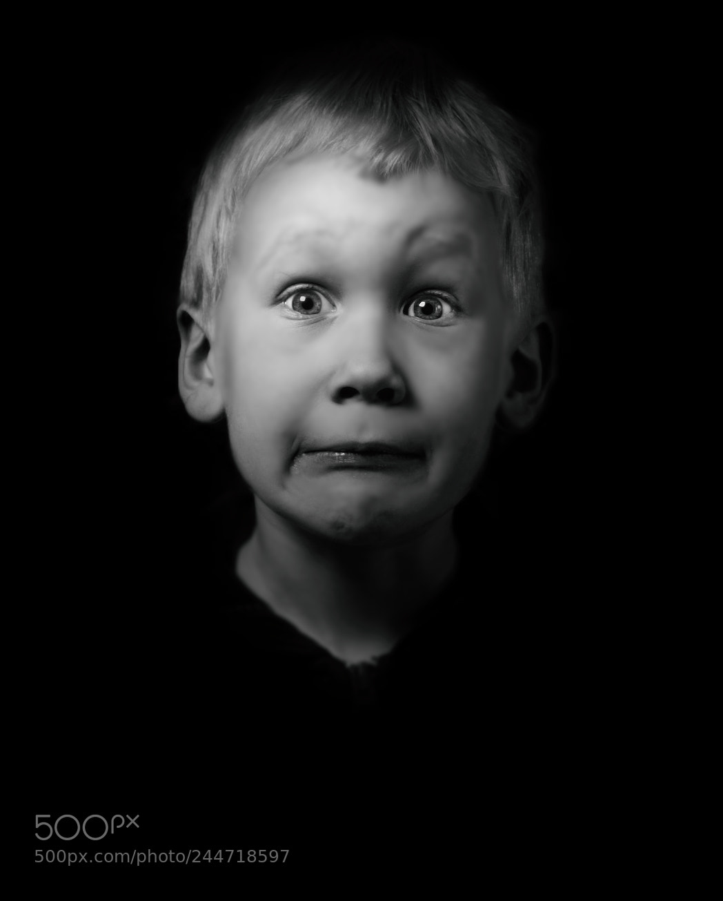 Sony a7 II sample photo. Lenni bw photography
