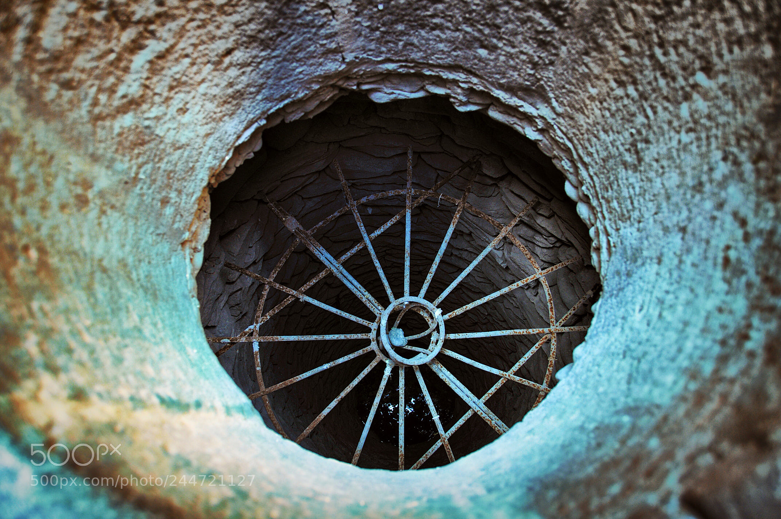 Nikon D300S sample photo. Looking into the abyss photography