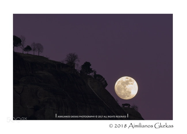 Canon EOS 760D (EOS Rebel T6s / EOS 8000D) sample photo. The moon & the monastery photography