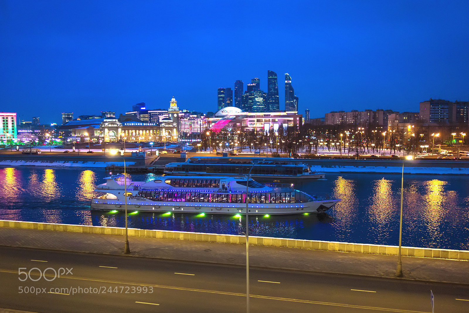 Sony Cyber-shot DSC-RX100 sample photo. Moscow river photography