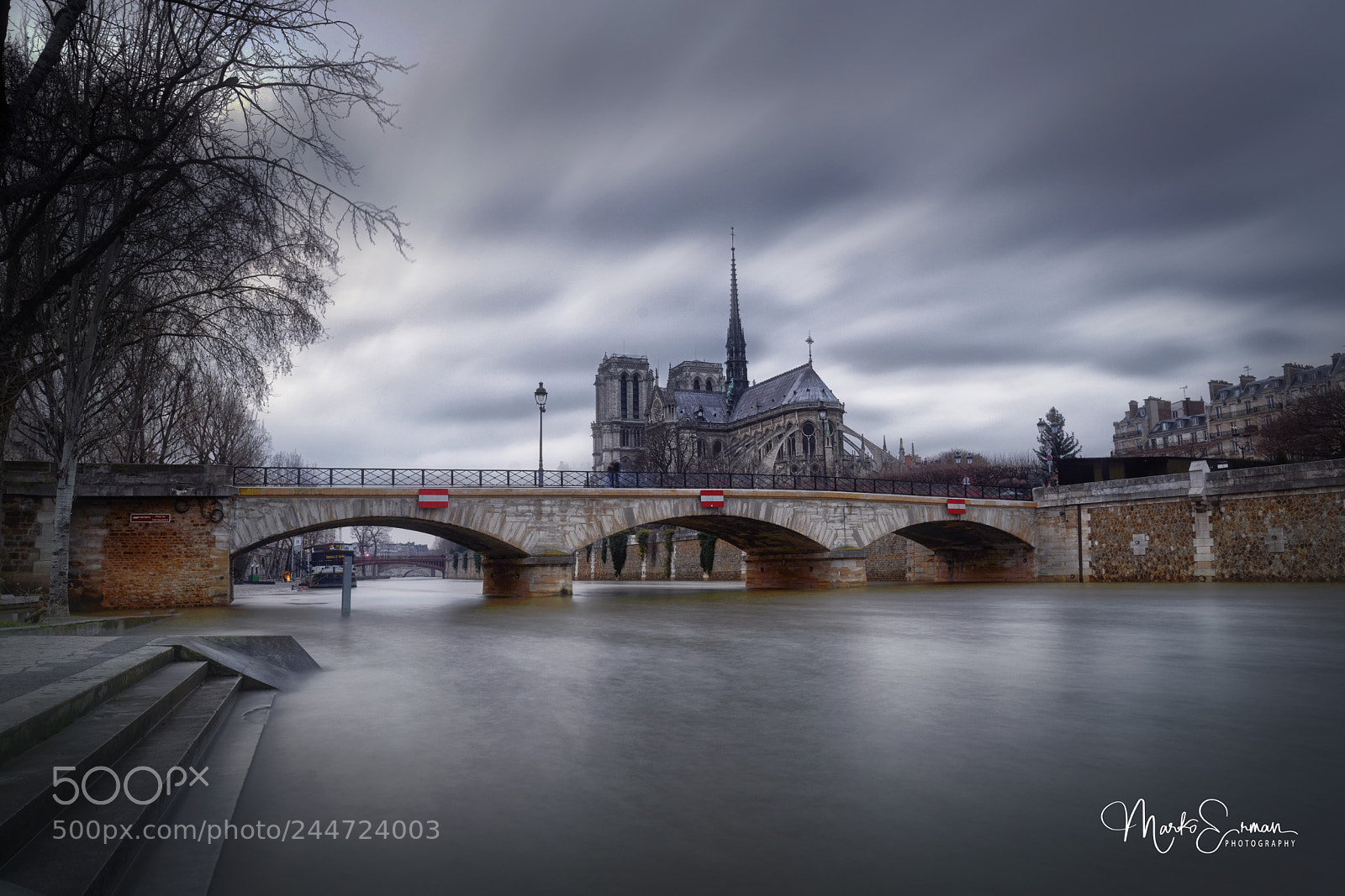Sony a7R II sample photo. The seine floods photography