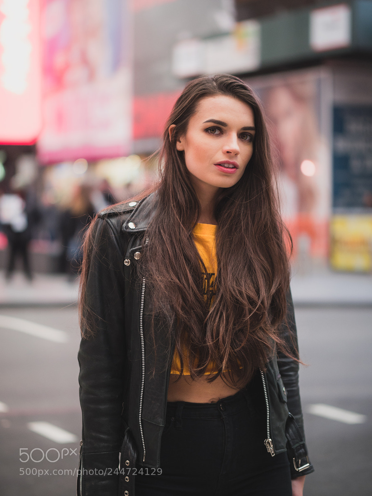 Panasonic Lumix DMC-GX8 sample photo. Times square fashion photography