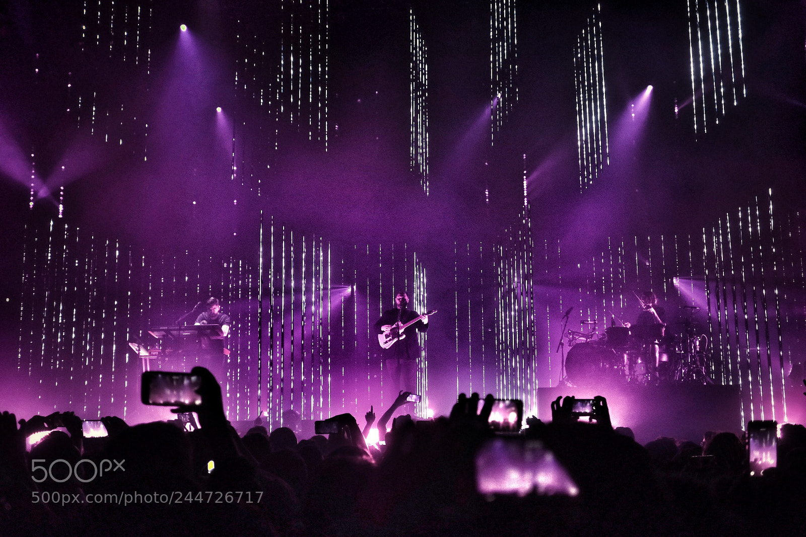 Fujifilm X-T20 sample photo. The lights of alt-j photography