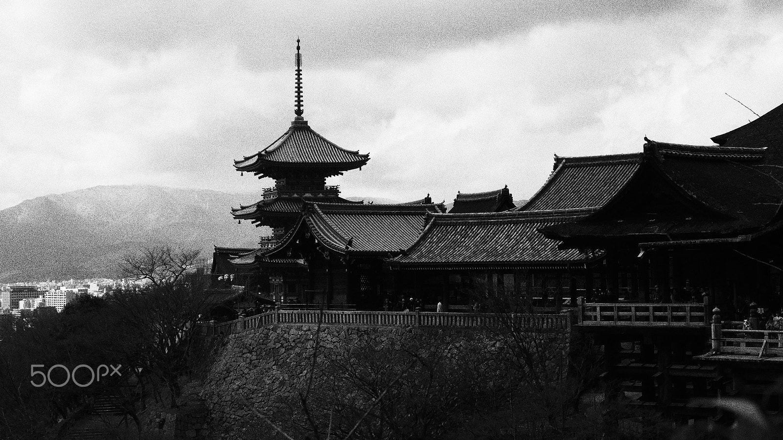 Panasonic Lumix DMC-GX85 (Lumix DMC-GX80 / Lumix DMC-GX7 Mark II) sample photo. Kiyomizu-dera photography