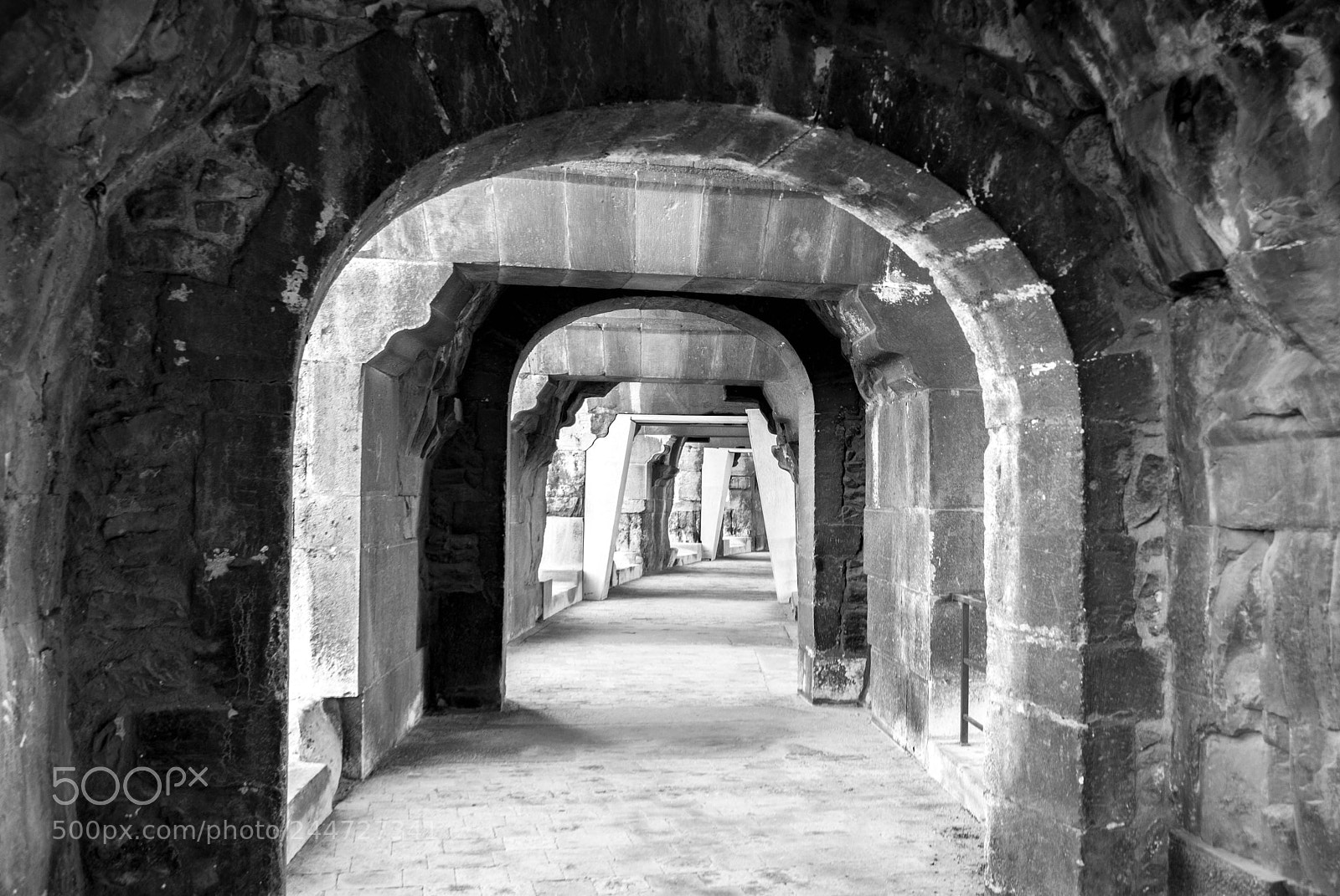 Nikon D3000 sample photo. Arena of nîmes photography