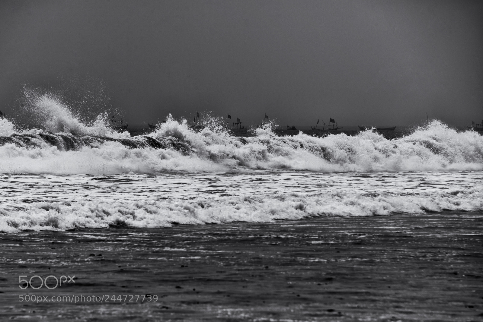 Nikon D800 sample photo. Waves in ghana photography
