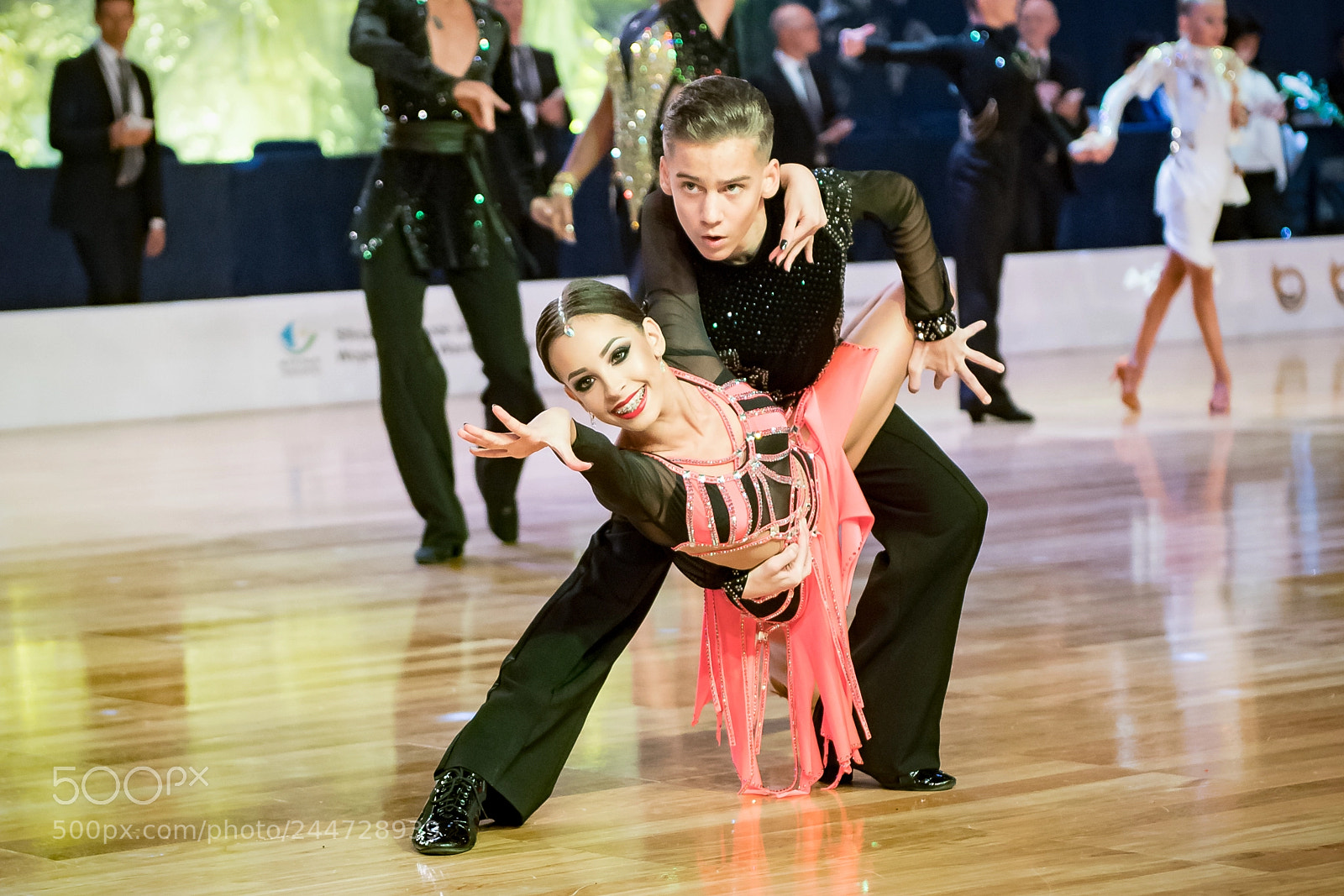 Nikon D5 sample photo. Dancers dancing latin dance photography