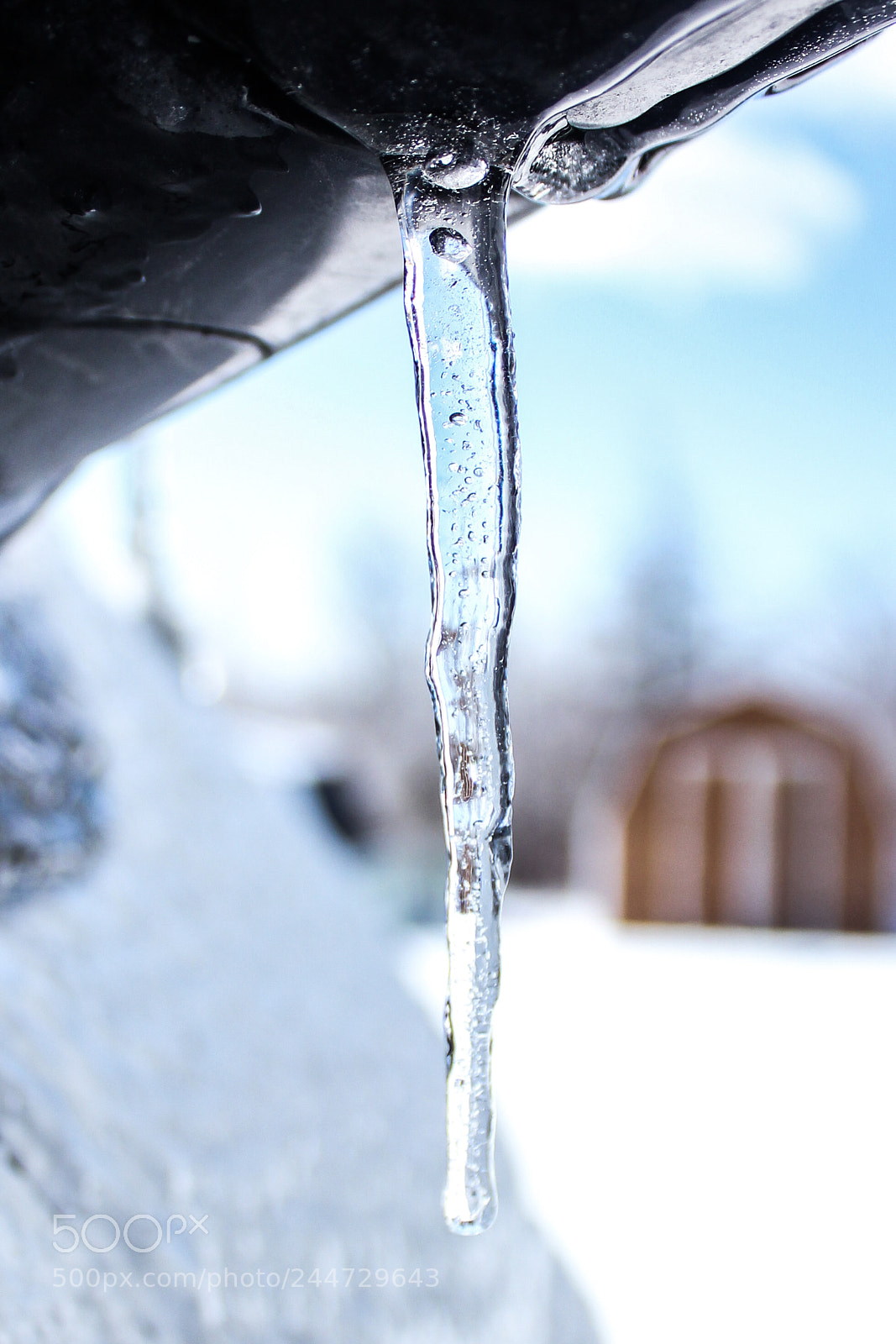 Canon EOS 550D (EOS Rebel T2i / EOS Kiss X4) sample photo. Winter icicle photography