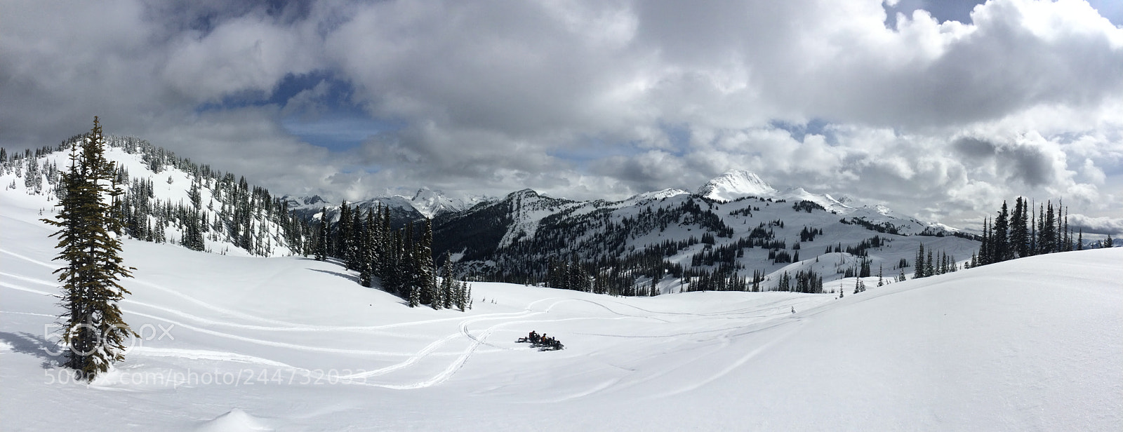 Apple iPhone 5s sample photo. Mountain views in the photography