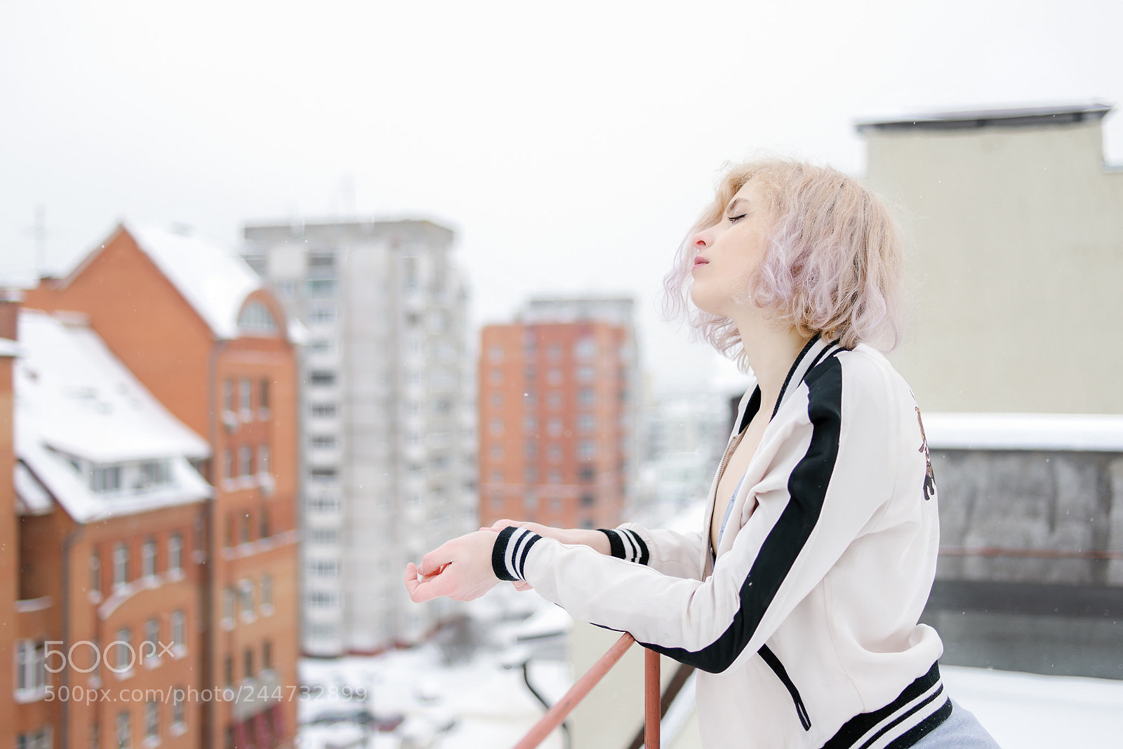 Nikon D610 sample photo. On the roof .2 photography