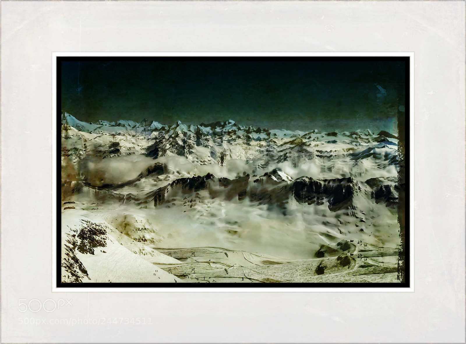 Apple iPhone 4S sample photo. Altitude sickness photography